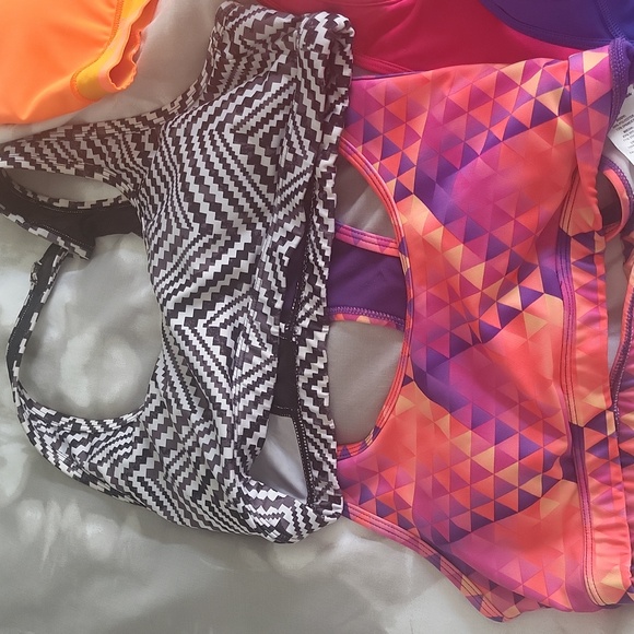 Colorful Sports Bras Collection - Picture 2 of 6